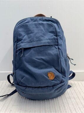 Fjällräven Raven 28L Navy Blue Backpack